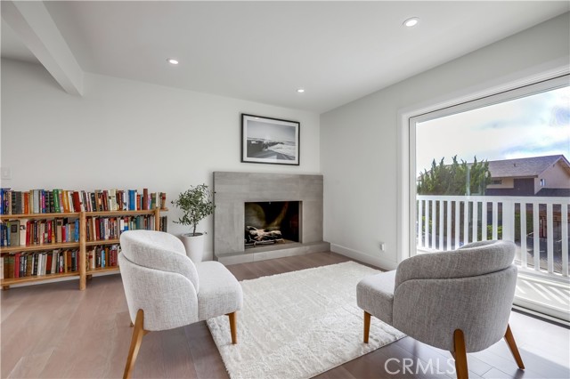 605 E Avenida San Juan, San Clemente CA: https://media.crmls.org/medias/60e048f6-4ee9-4f00-8e87-ff99e54f3bb3.jpg