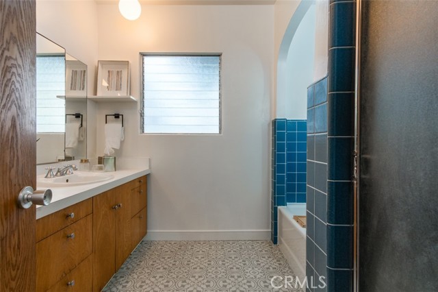 Detail Gallery Image 21 of 40 For 254 S Berkeley Ave, Pasadena,  CA 91107 - 4 Beds | 2 Baths