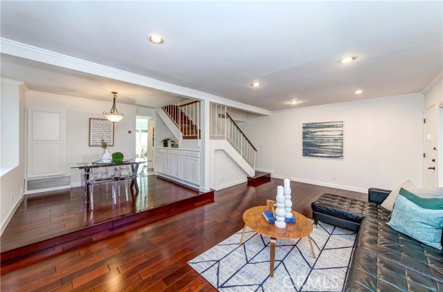 5660 Etiwanda Avenue, 5 photo 7