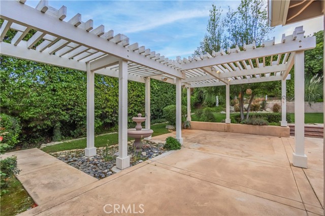 369 Ashbury Lane, Upland CA: https://media.crmls.org/medias/60e21aee-ba2b-4cba-ae4d-6a0787a5b02a.jpg