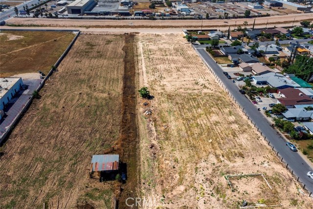 Detail Gallery Image 2 of 7 For 27211 Cypress St, Highland,  CA 92346 - 2 Beds | 1 Baths