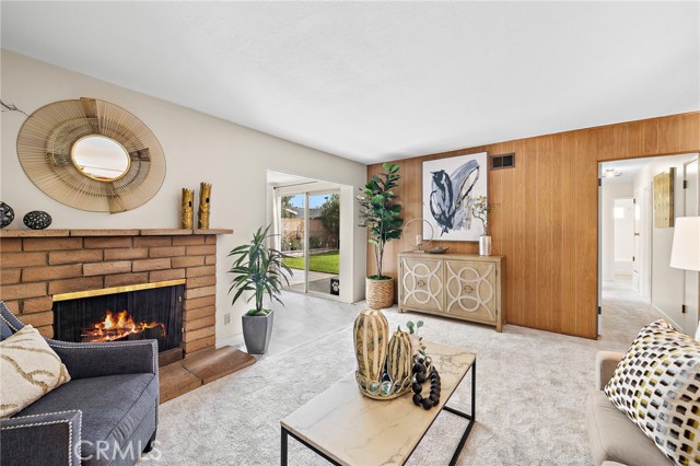 Detail Gallery Image 12 of 33 For 8191 Taylor Dr, Huntington Beach,  CA 92646 - 4 Beds | 2 Baths