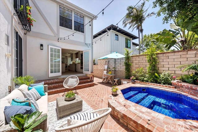 2209 Valley Drive, Manhattan Beach, California 90266, 4 Bedrooms Bedrooms, ,2 BathroomsBathrooms,Residential,Sold,Valley,SB22159548