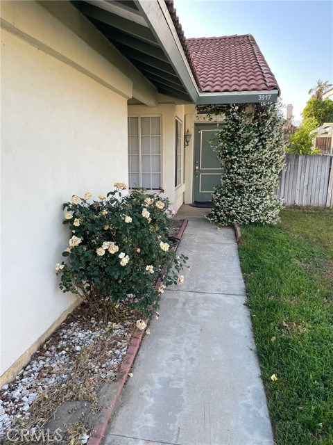 3917 Klamath River Drive, Ontario CA: https://media.crmls.org/medias/60e3706c-f785-41c5-aea2-93c43bac237b.jpg