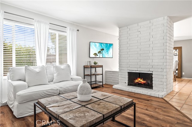 43160 Virginia Avenue, Palm Desert CA: https://media.crmls.org/medias/60e3a22d-f624-40a6-b953-aad2393edeb8.jpg