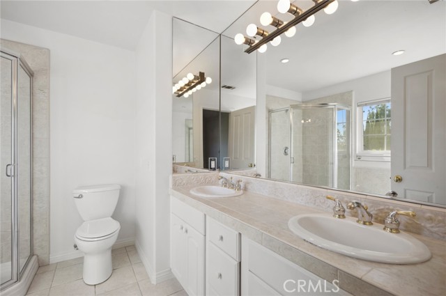 Detail Gallery Image 15 of 29 For 2074 Churchill Ct, Newport Beach,  CA 92660 - 3 Beds | 2/1 Baths