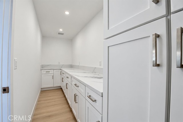 11158 Orion Ave photo 18