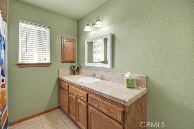 Detail Gallery Image 32 of 69 For 19501 Kinai Rd, Apple Valley,  CA 92307 - 4 Beds | 2/1 Baths