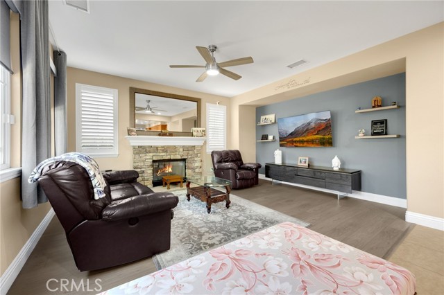 Detail Gallery Image 12 of 38 For 8132 Finch St., Corona,  CA 92880 - 5 Beds | 3 Baths