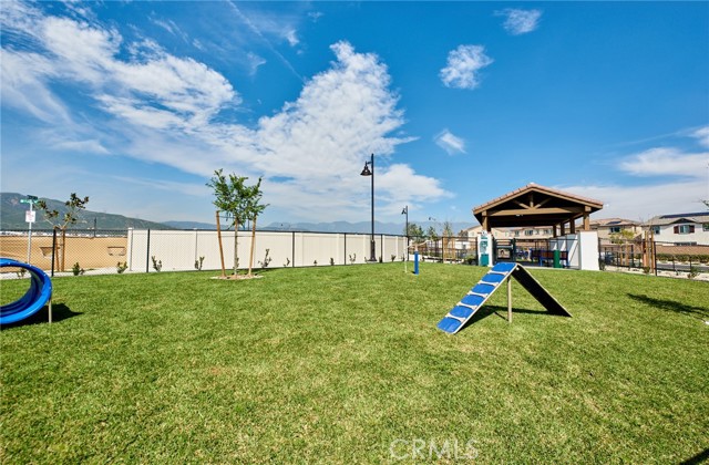 Detail Gallery Image 40 of 55 For 16554 Stone Pine Ln, Fontana,  CA 92336 - 3 Beds | 2/1 Baths