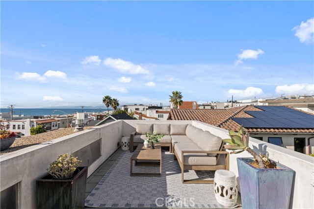 2540 Manhattan Avenue, Hermosa Beach CA: https://media.crmls.org/medias/60e7ac57-e760-421f-8113-ad64a97c4f64.jpg