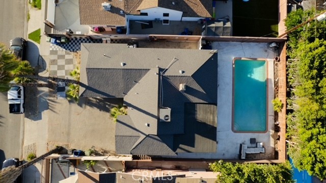 https://media.crmls.org/medias/60e7caba-39a6-40f7-a00a-fe1558381369.jpg?preset=X-Large