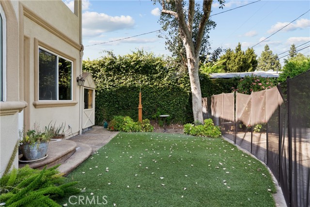 Detail Gallery Image 49 of 66 For 406 N Fairview, Burbank,  CA 91505 - 5 Beds | 4/1 Baths