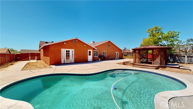 Detail Gallery Image 58 of 74 For 14380 La Brisa Rd, Victorville,  CA 92392 - 4 Beds | 2/1 Baths