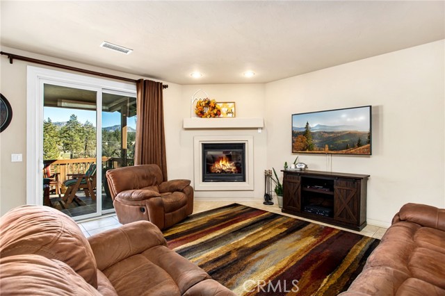 Detail Gallery Image 8 of 40 For 28591 Mccall Park, Mountain Center,  CA 92561 - 3 Beds | 2/1 Baths