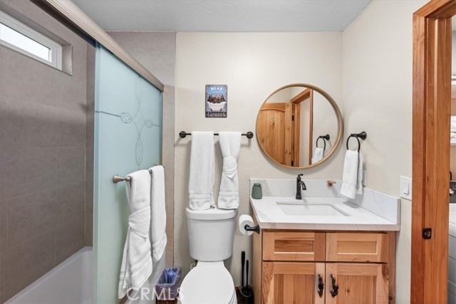 Detail Gallery Image 15 of 28 For 1025 E Country Club, Big Bear City,  CA 92314 - 3 Beds | 2 Baths