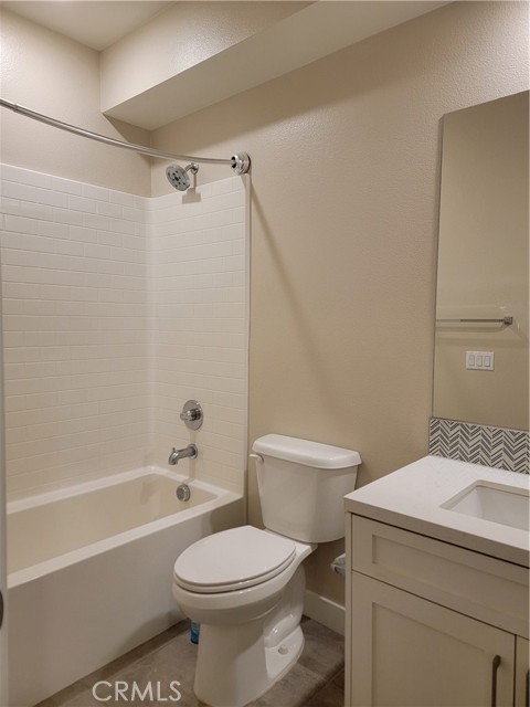Detail Gallery Image 5 of 39 For 325 Doheny Way, Dana Point,  CA 92629 - 3 Beds | 2 Baths