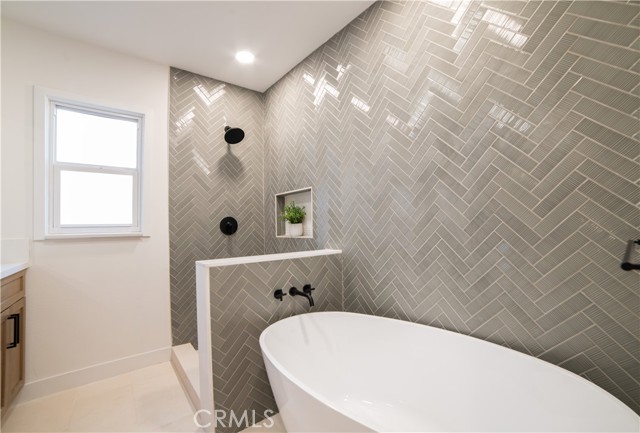 Detail Gallery Image 22 of 44 For 5560 Bradna Dr, Los Angeles,  CA 90043 - 3 Beds | 2 Baths