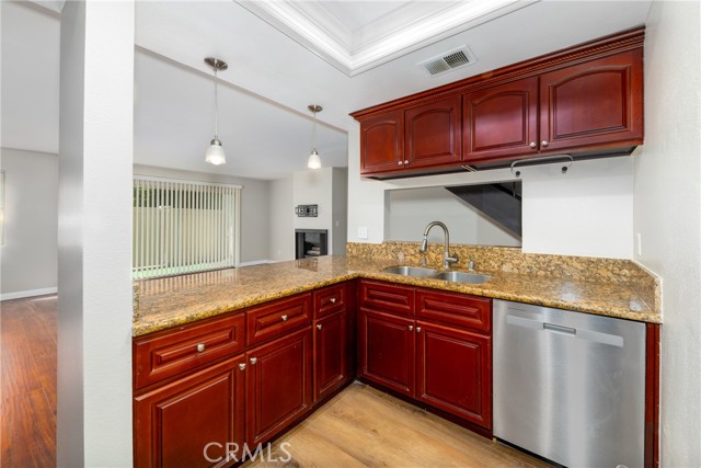 Detail Gallery Image 12 of 22 For 1270 Mohave Dr, Colton,  CA 92324 - 2 Beds | 2 Baths