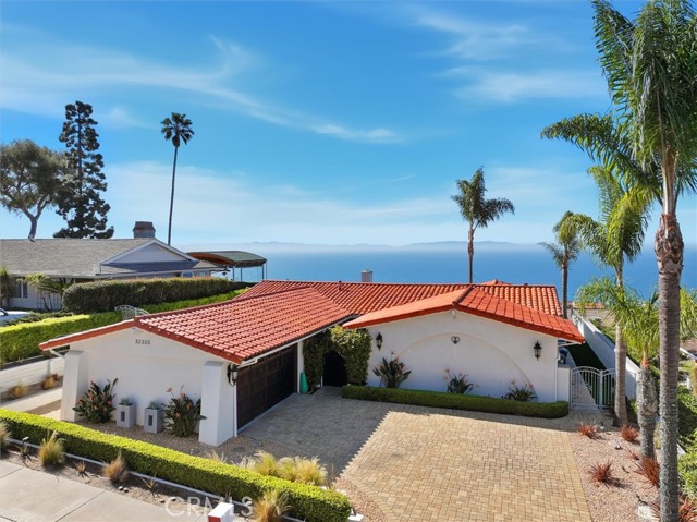 Detail Gallery Image 2 of 54 For 32333 Phantom Dr, Rancho Palos Verdes,  CA 90275 - 3 Beds | 2/1 Baths