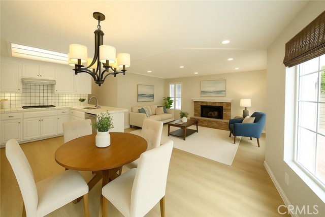 Detail Gallery Image 5 of 28 For 213 Calle Serena, San Clemente,  CA 92672 - 4 Beds | 3 Baths