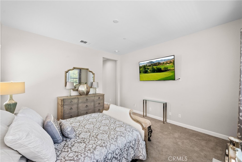 MLS #OC25159239 img 26