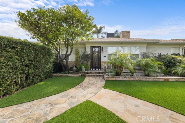 10340 Margate Street, North Hollywood CA: https://media.crmls.org/medias/60ef23bd-0f69-441a-bfd3-aa53da51ebf3.jpg