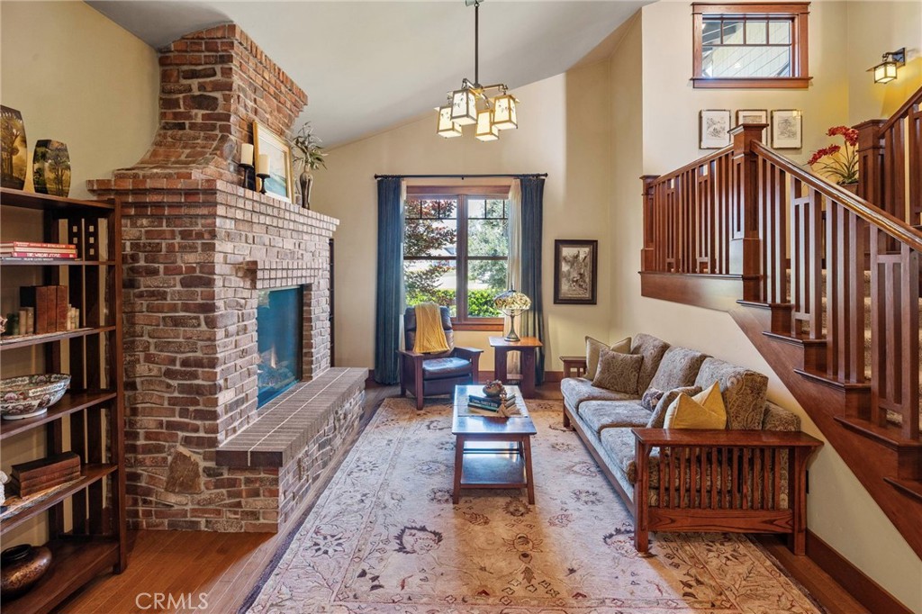 60ef3853 B30a 44d9 B48f 9ccb6bd98983