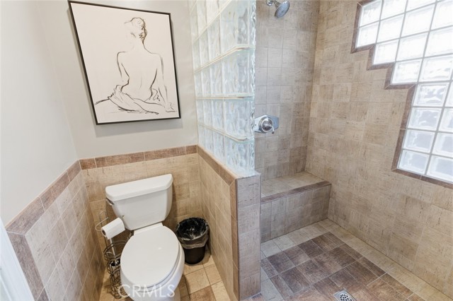 Detail Gallery Image 33 of 50 For 3640 Pine Avenue, Long Beach,  CA 90807 - 5 Beds | 3/1 Baths