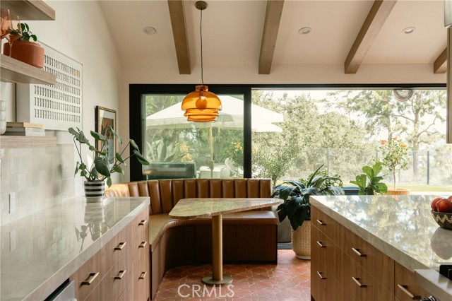 Detail Gallery Image 5 of 24 For 3627 Willowcrest Ave, Studio City,  CA 91604 - 3 Beds | 3 Baths