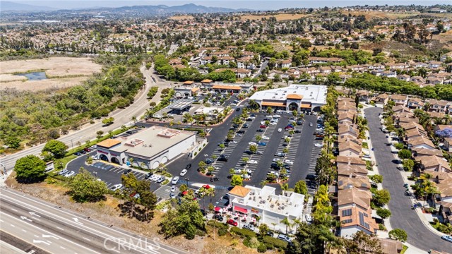 293 Belize Way, Oceanside CA: https://media.crmls.org/medias/60f08383-882f-401c-9ee1-e9812439ec36.jpg