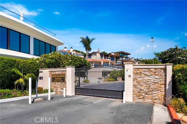 3116 Breakers Drive, Corona del Mar CA: https://media.crmls.org/medias/60f0f9b1-d8f9-4979-bf00-1b209121b8e8.jpg
