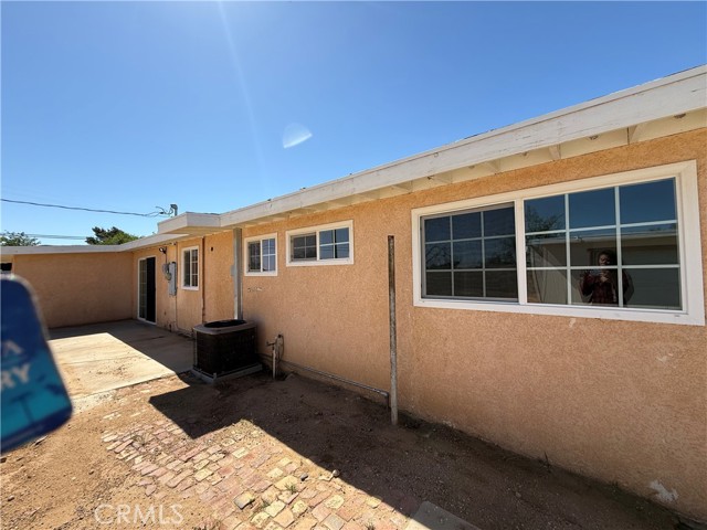 Detail Gallery Image 9 of 27 For 8461 Eucalyptus Ave, California City,  CA 93505 - 4 Beds | 1/1 Baths