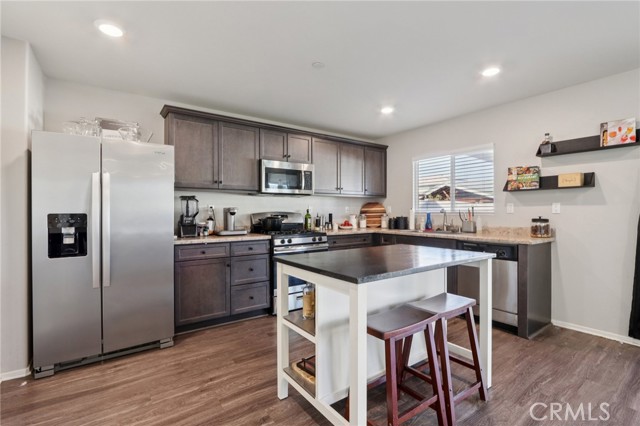 Detail Gallery Image 12 of 35 For 29430 Big Country Court, Winchester,  CA 92596 - 3 Beds | 2/1 Baths