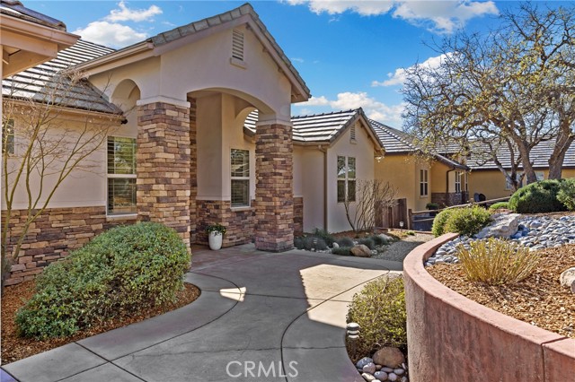 Detail Gallery Image 2 of 47 For 2015 Kleck Rd, Paso Robles,  CA 93446 - 4 Beds | 3 Baths