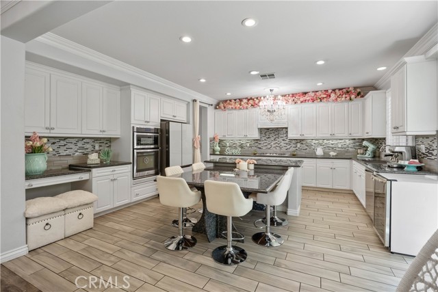 more kitchen views.