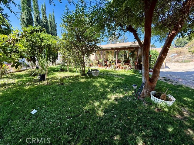 Detail Gallery Image 2 of 34 For 19107 Lyle Ave, Corona,  CA 92881 - 3 Beds | 2 Baths