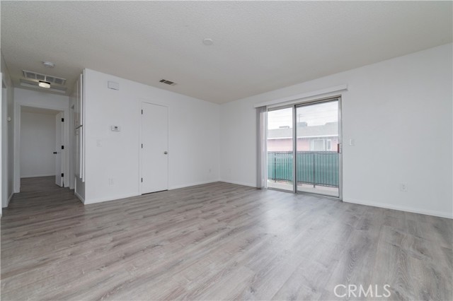 16518 Avalon Avenue, Victorville CA: https://media.crmls.org/medias/60f31f76-7dff-4408-b39c-17a29fac50e0.jpg