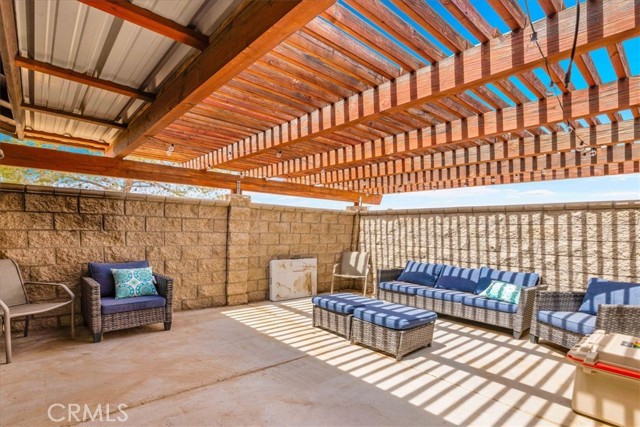 58331 Caliente Street, Yucca Valley CA: https://media.crmls.org/medias/60f36511-8bdf-4ca6-b86b-6a146f98f236.jpg