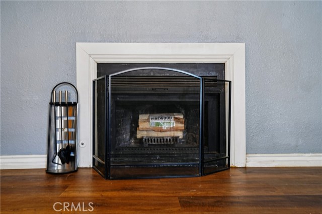 313 N 3rd St, Banning CA: https://media.crmls.org/medias/60f39a4d-c5ea-4fb9-9e75-6bd7f3f02f4d.jpg