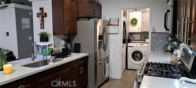 Detail Gallery Image 12 of 35 For 16600 Orange Ave #23,  Paramount,  CA 90723 - 3 Beds | 2 Baths
