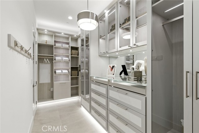 453 Promontory, Irvine CA: https://media.crmls.org/medias/60f54ba4-a7be-4918-9449-af5a4d6e1820.jpg