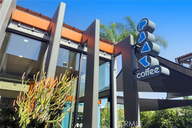 1016 N Highland Avenue, Fullerton CA: https://media.crmls.org/medias/60f5560d-b4a1-4e64-82f5-46b52812a16a.jpg