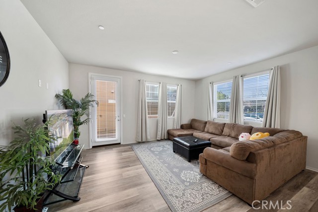 Detail Gallery Image 6 of 24 For 40114 Calle Real, Murrieta,  CA 92563 - 4 Beds | 3 Baths