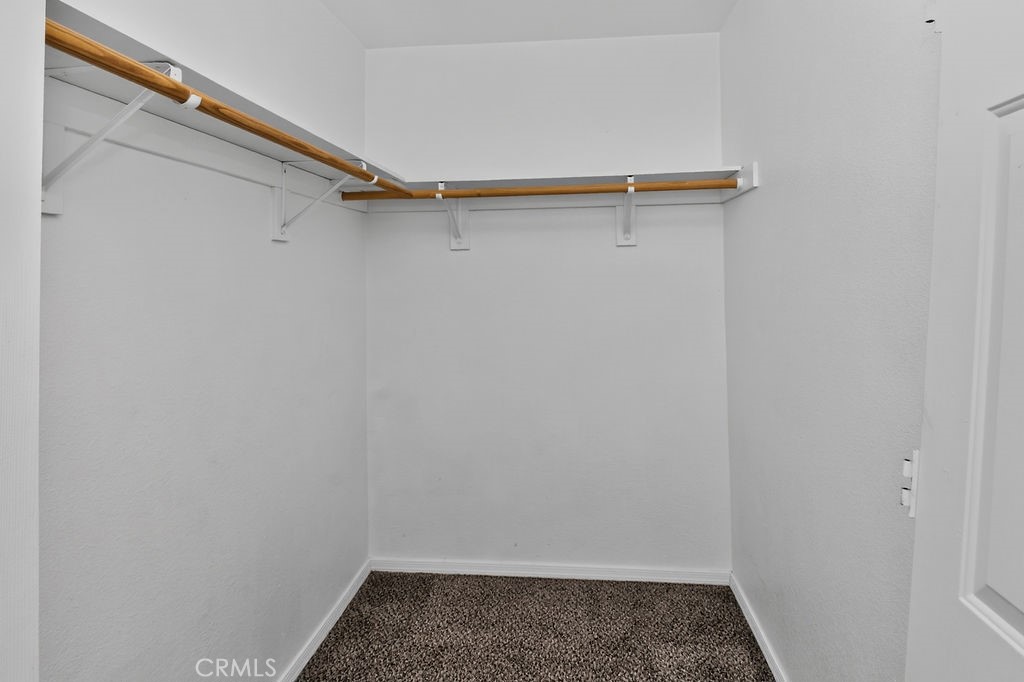 https://media.crmls.org/medias/60f6a0cd-d76a-4a9a-863e-58f9654e62c3.jpg?preset=X-Large