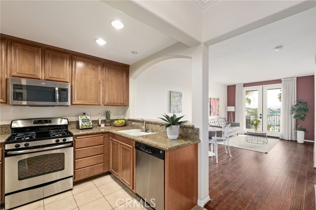 2001 Artesia Boulevard, Redondo Beach, California 90278, 1 Bedroom Bedrooms, ,1 BathroomBathrooms,Residential,Sold,Artesia,SB22258185