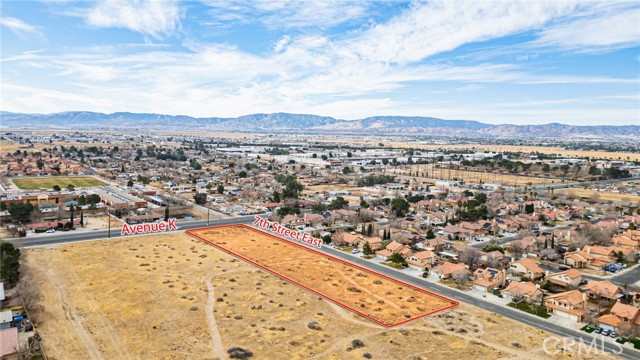 Detail Gallery Image 6 of 36 For 43600 E 7th St, Lancaster,  CA 93535 - – Beds | – Baths