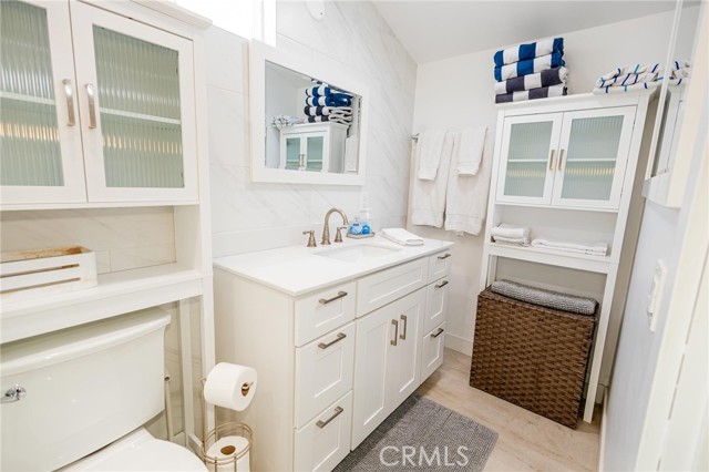 Detail Gallery Image 15 of 22 For 1825 W Balboa, Newport Beach,  CA 92663 - 2 Beds | 1 Baths