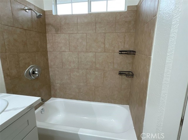 Detail Gallery Image 27 of 40 For 8028 Sorrento St, Fontana,  CA 92336 - 4 Beds | 2/1 Baths