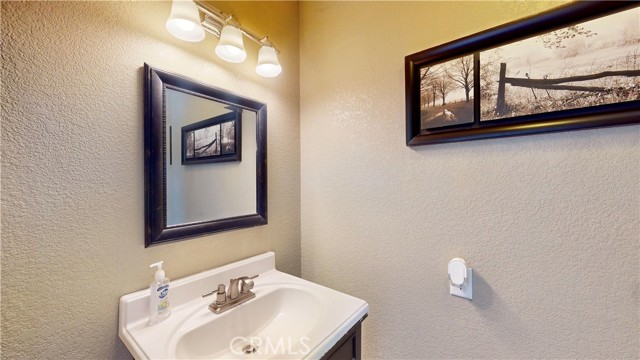 Detail Gallery Image 29 of 74 For 14380 La Brisa Rd, Victorville,  CA 92392 - 4 Beds | 2/1 Baths
